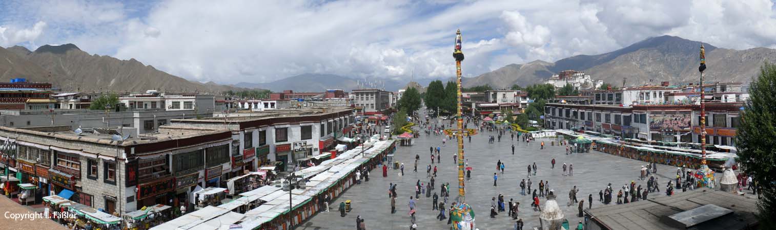 18_Barkor_Panorama
