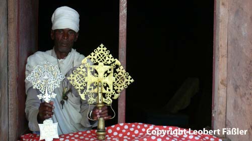 A08_072 Narga Selassie Vortragekreuze