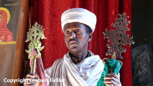 A08_162 Lalibela Priester